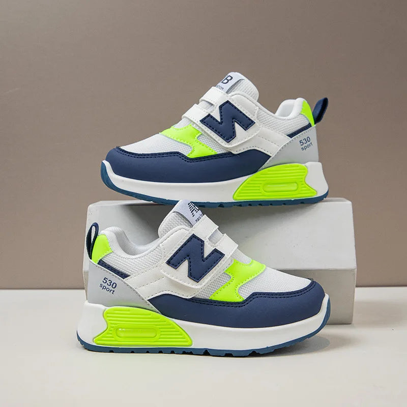 2025 Autumn New Boys and Girls Mesh Sneaker Soft Bottom Non-Slip Breathable Casual Shoes All-Match with Slip-On Closure