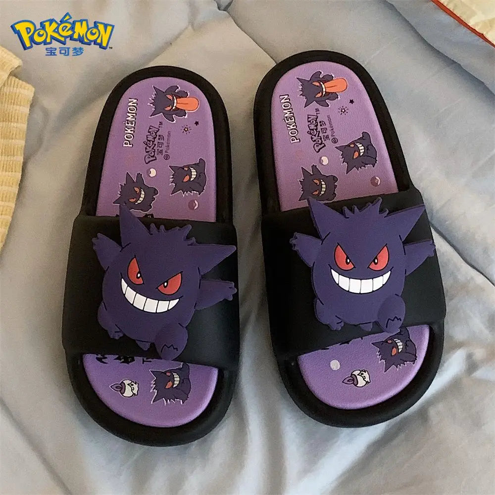 Kawaii Pokemon Anime periféricos Gengar dibujos animados sandalias al aire libre verano casa zapatos chanclas regalo de cumpleaños
