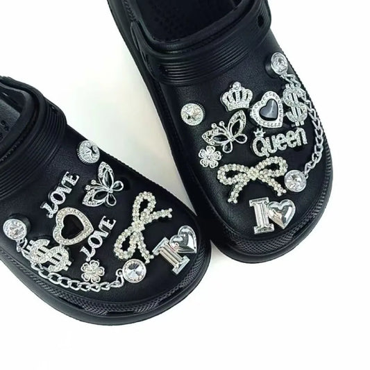 20 Stück Schuh-Charms-Set, silberne Krone, Buchstabe, Schmetterling, Diamantkette, Schuhdekorationen, Schnalle für Sandalen, Clogs, DIY-Zubehör, Geschenk
