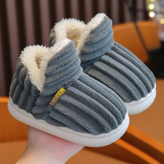 Nuevas zapatillas de felpa a rayas sencillas de invierno, suela suave antideslizante para niños y niñas, zapatos cálidos de algodón para el hogar