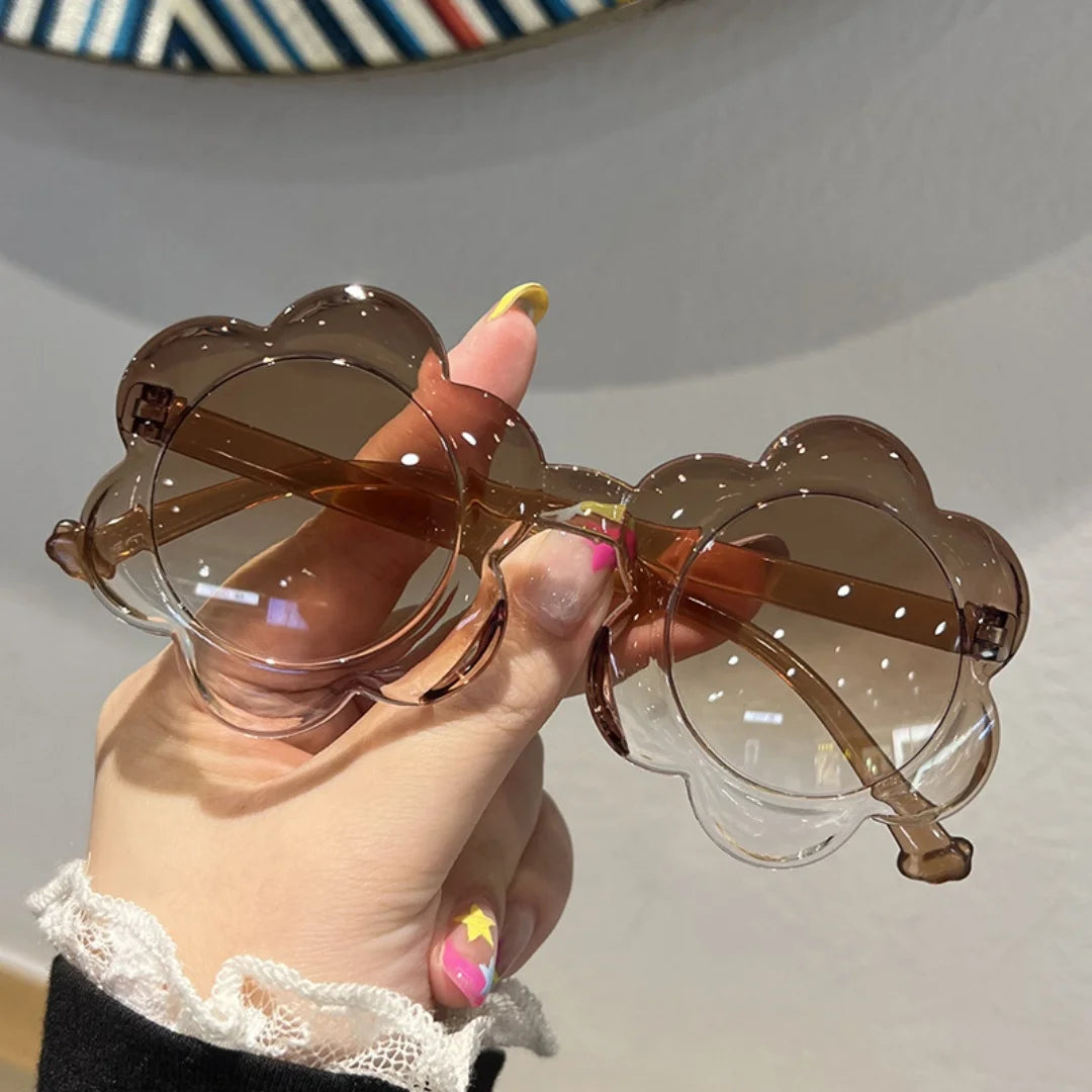 Gafas de sol con forma de flor para mujer, gafas de sol con montura de pétalos a la moda, protección UV385, lentes transparentes coloridas, gafas para fiesta en la playa