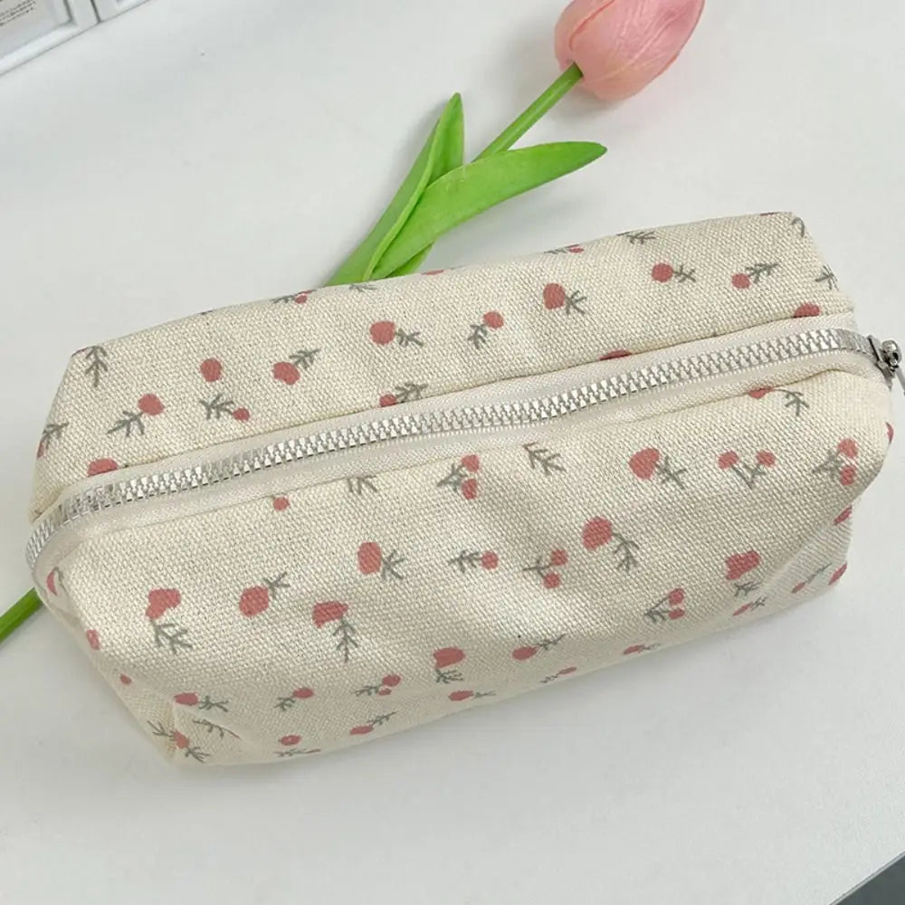 Pequeña bolsa Floral fresca para bolígrafos, estuche de lápices de gran capacidad, bolsa de almacenamiento de papelería multifuncional, organizador escolar para estudiantes, suministros
