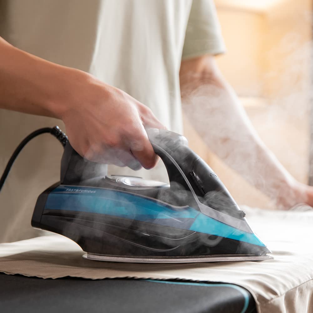 Cecotec Plancha Ropa Vapor Fast-Furious 5010 Vital, Suela de Aluminio Turbo Slide, Vapor continuo de 55 g/min, Golpe de vapor de 200 g/min, Regulador de temperatura, Antical, Antigoteo, 2600 W