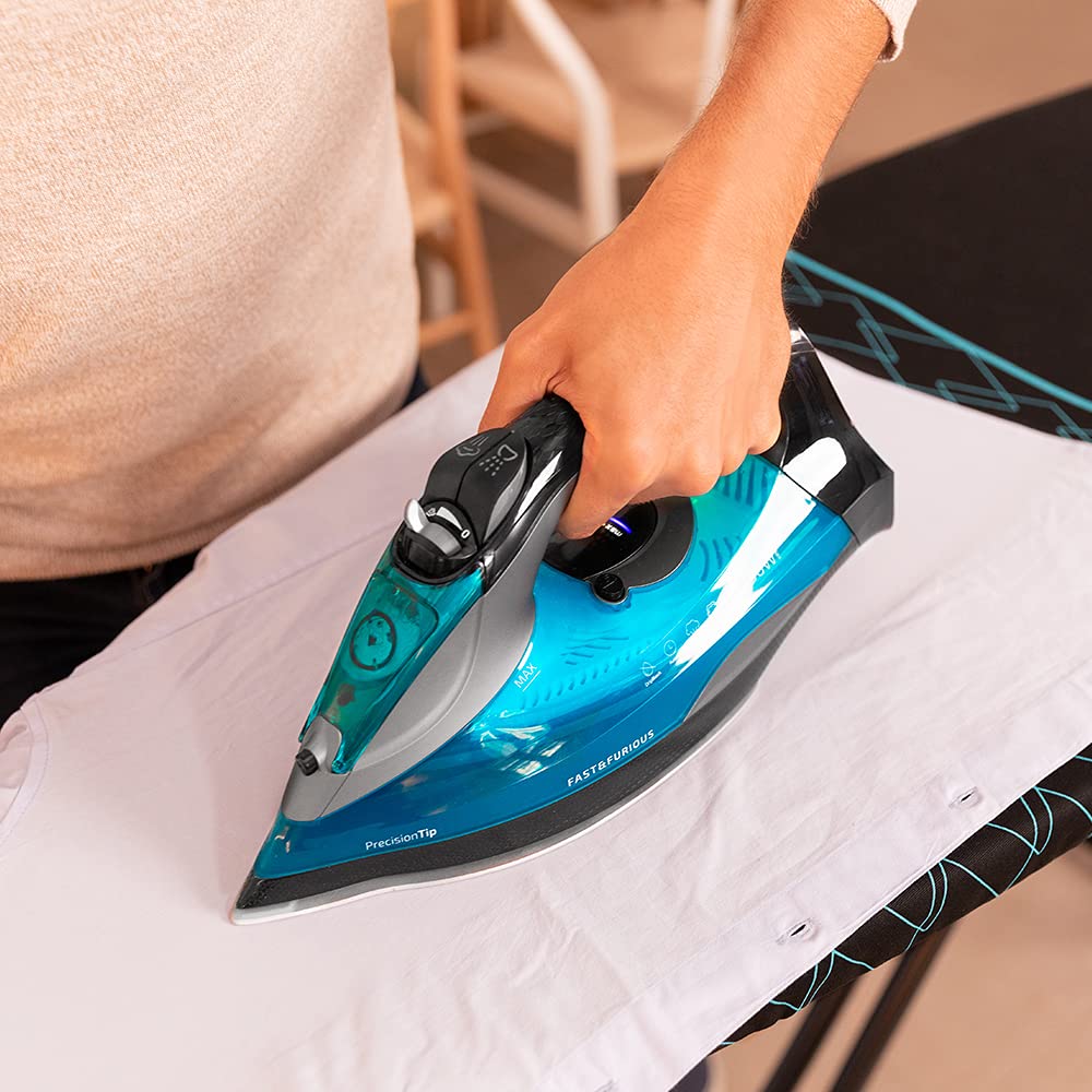 Cecotec Plancha Ropa Vapor Fast-Furious 5010 Vital, Suela de Aluminio Turbo Slide, Vapor continuo de 55 g/min, Golpe de vapor de 200 g/min, Regulador de temperatura, Antical, Antigoteo, 2600 W