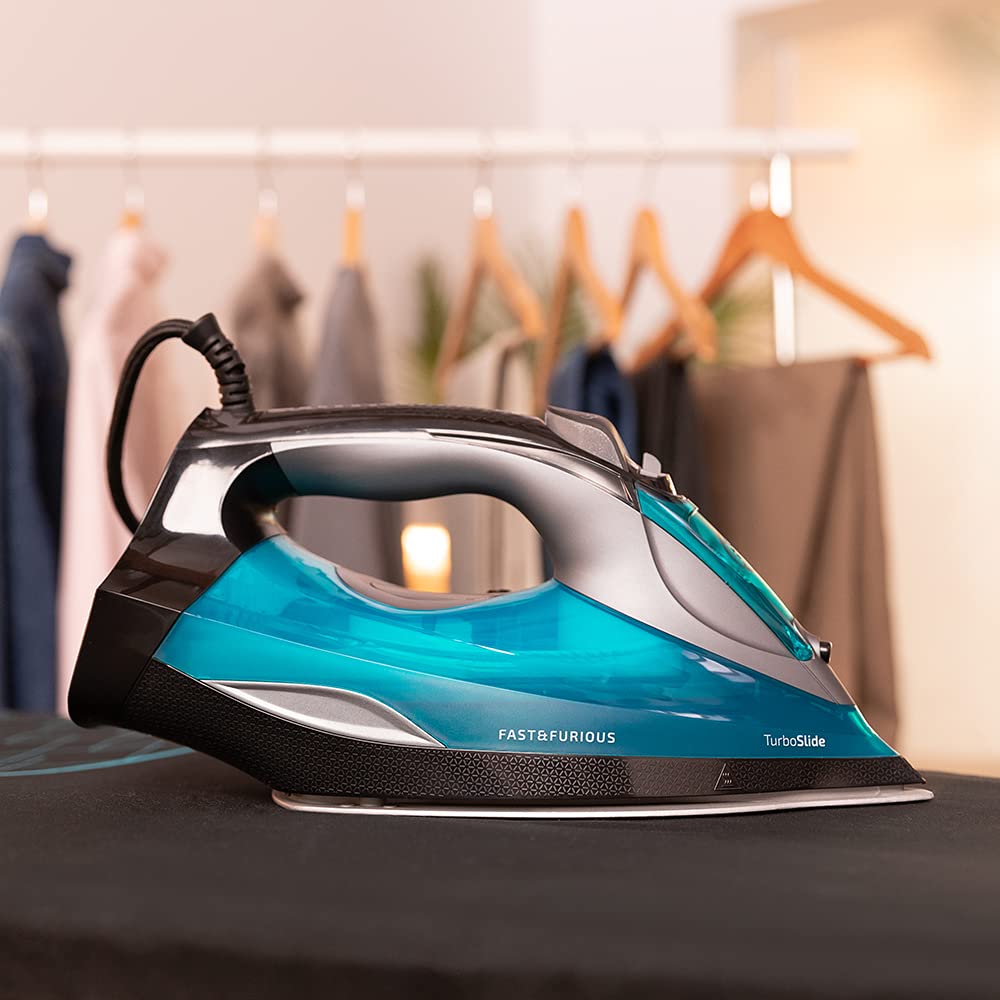 Cecotec Plancha Ropa Vapor Fast-Furious 5010 Vital, Suela de Aluminio Turbo Slide, Vapor continuo de 55 g/min, Golpe de vapor de 200 g/min, Regulador de temperatura, Antical, Antigoteo, 2600 W