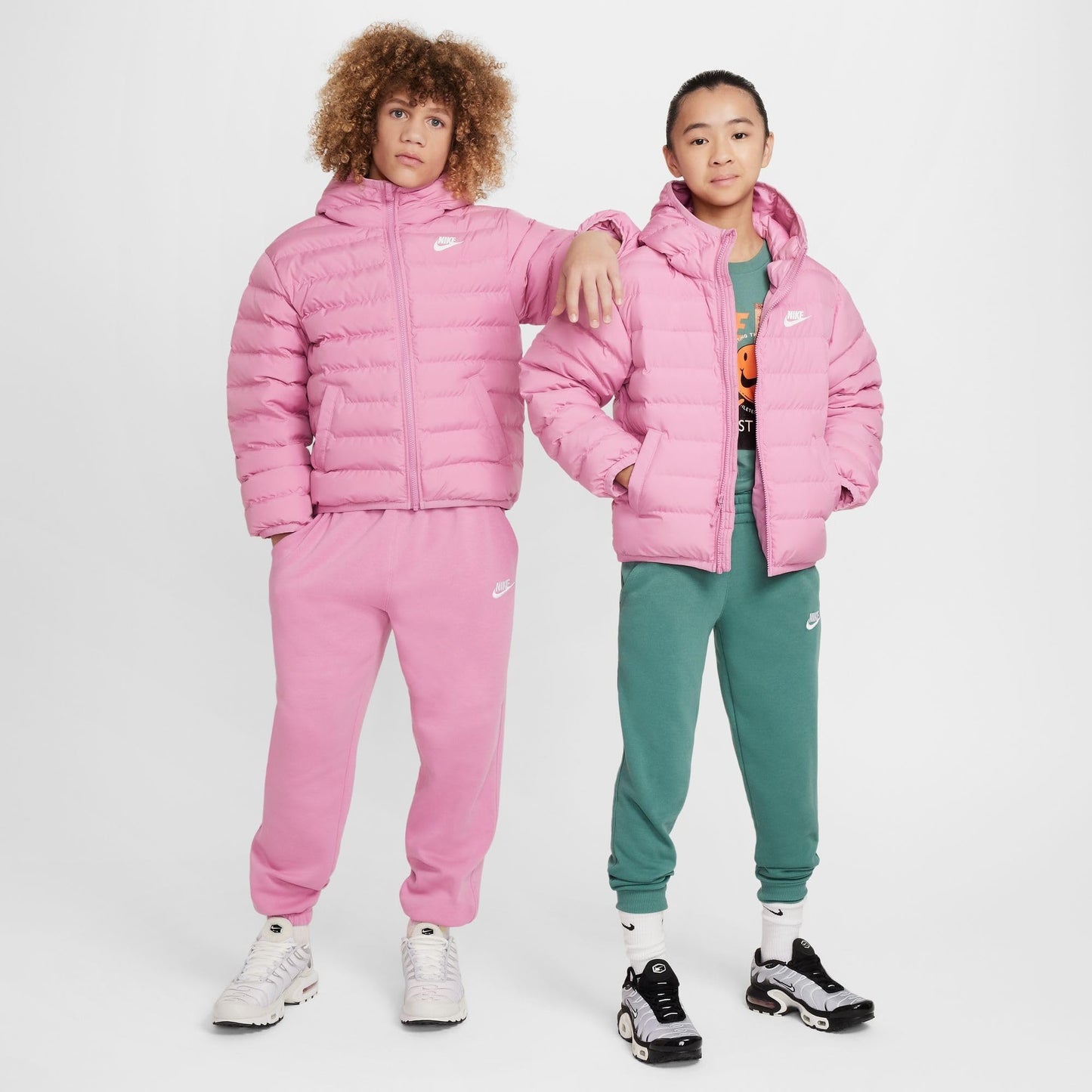 NIKE K Nsw Low Synfl Jkt Adp Hip Length Hooded Jkt Unisex - Niños y jóvenes