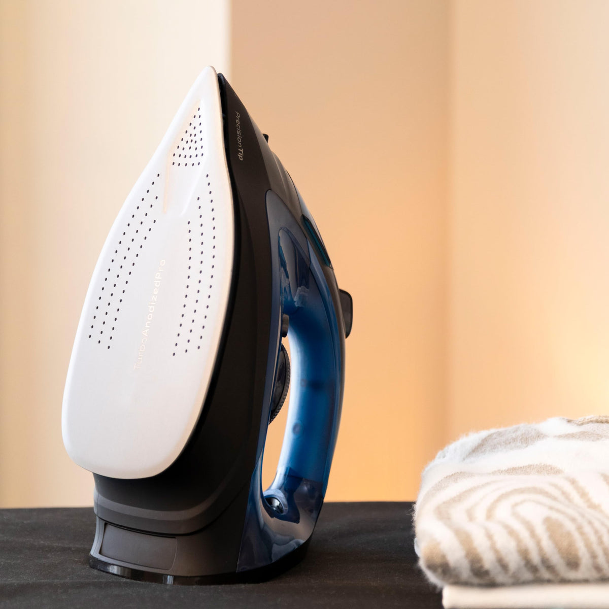 Cecotec Plancha de la Ropa Horizontal Vapor IronHero 3200 Vital. 3200W, Golpe de Vapor 270g/min, Vapor Continuo 70g/min, Suela Gran Resistencia con Deslizamiento Perfecto, Antigoteo