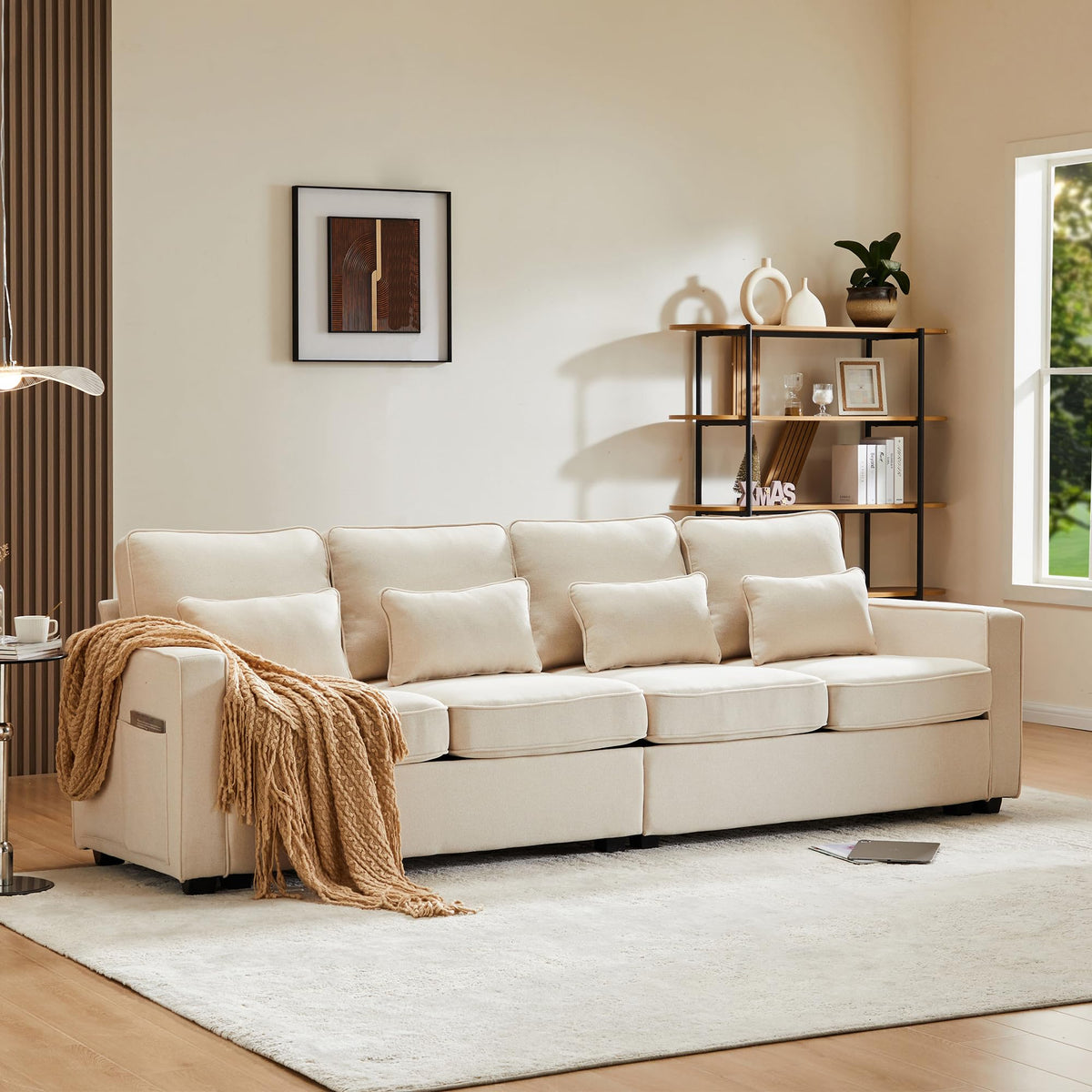 Sofá moderno de 4 plazas, en tejido de lino, soporte para bebidas, 2 puertos de carga USB con cable, bolsillos en reposabrazos y 4 cojines, sofá sencillo para sala de estar