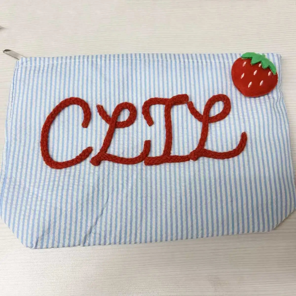 Bolsa de Maquillaje Personalizada de Tela Seersucker, Bolsa de Cosméticos con Nombre Personalizado, Regalo para Damas de Honor, Bolsa de Maquillaje de Viaje, Bolsa de Aseo a Rayas, Playa