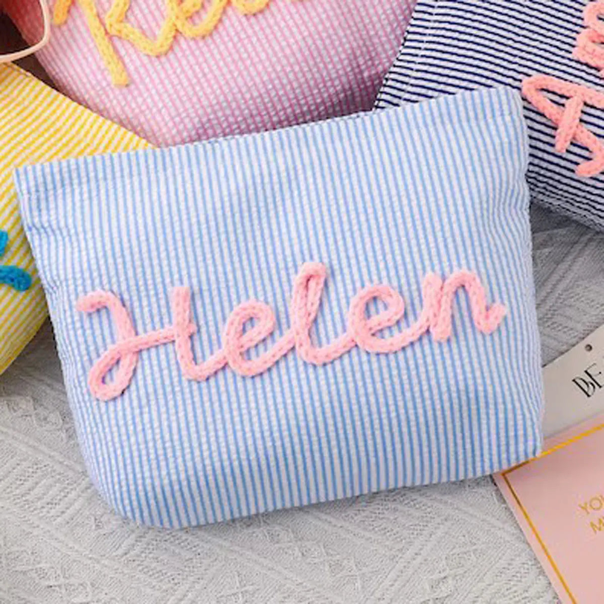 Bolsa de Maquillaje Personalizada de Tela Seersucker, Bolsa de Cosméticos con Nombre Personalizado, Regalo para Damas de Honor, Bolsa de Maquillaje de Viaje, Bolsa de Aseo a Rayas, Playa
