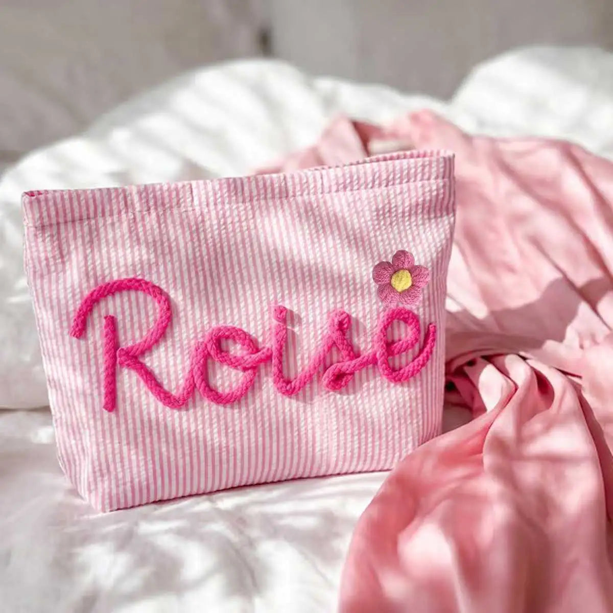 Bolsa de Maquillaje Personalizada de Tela Seersucker, Bolsa de Cosméticos con Nombre Personalizado, Regalo para Damas de Honor, Bolsa de Maquillaje de Viaje, Bolsa de Aseo a Rayas, Playa