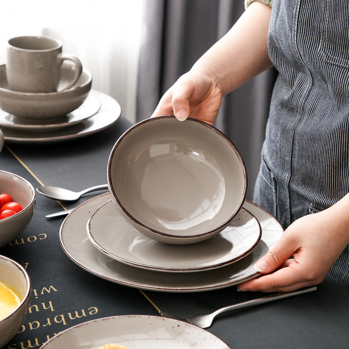 Vajilla de cerámica de gres, conjunto de taza, plato de cena, plato de postre y cuenco de 800 ml, modelo Vancasso VC-NAVIA-2-SLX123, color gris, desde 16, 32 y 48 piezas