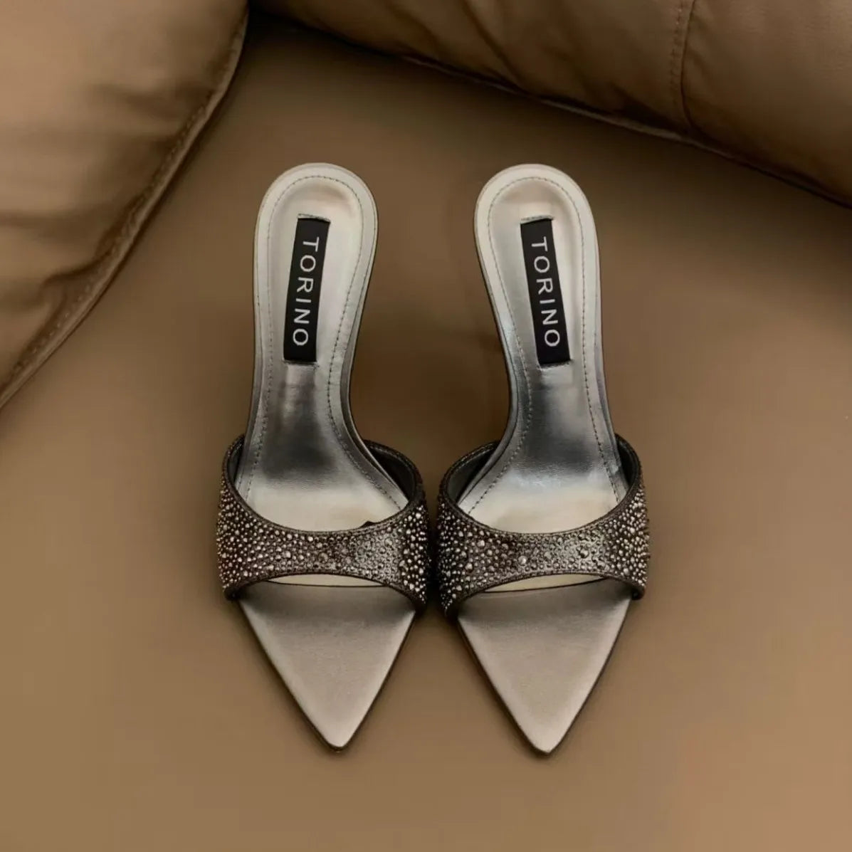2026 Summer Autumn New Elegant Pointed Toe Peep Toe Stiletto Heel Strap Sandals Women's Light Luxury Sexy Rhinestone