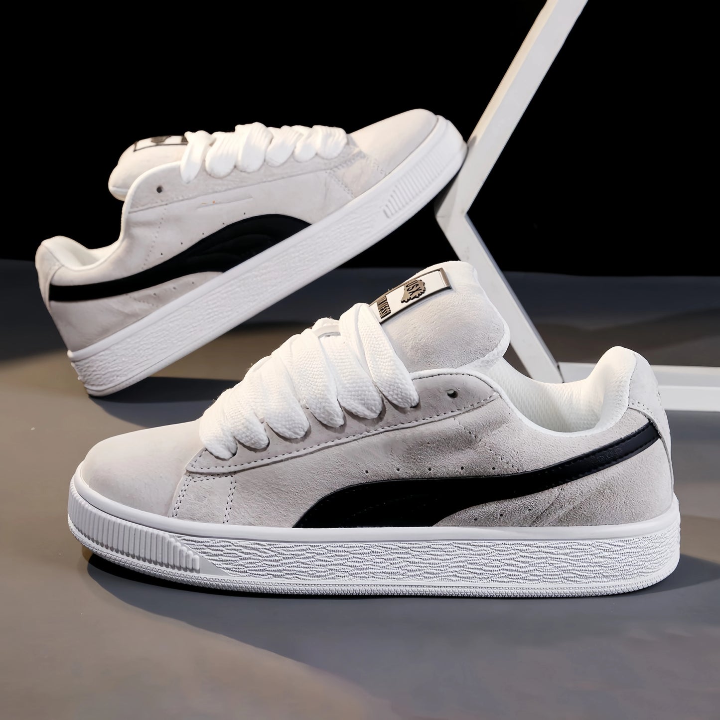 IStapromo Gifts Casual Classic Low-top Running Shoes for Men Women PU/Artificial Leather Upper Rubber Outsole