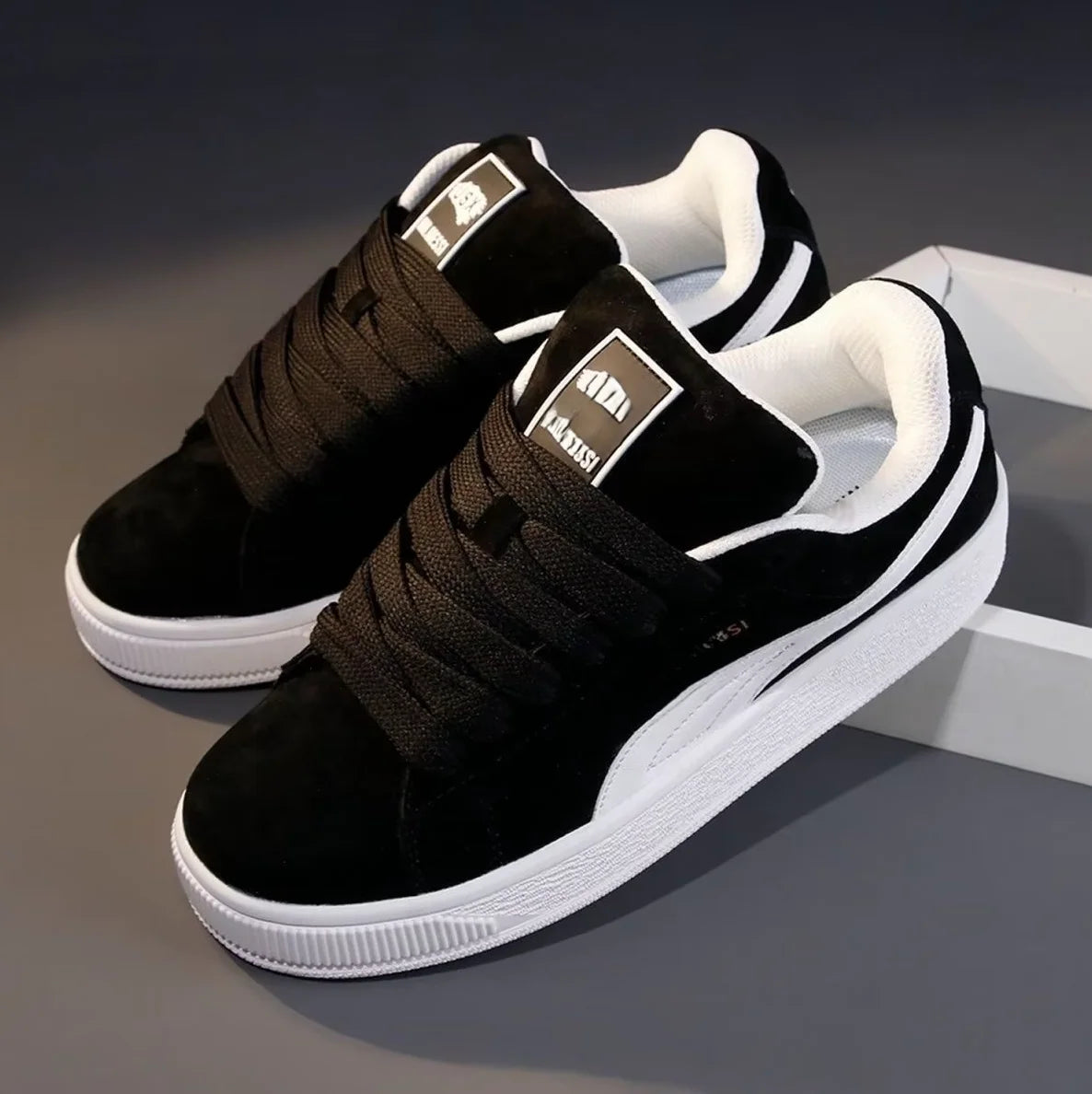 HOT SALE Couples Low Top Sneakers Retro Versatile Casual Shoes Comfortable Skateboard Shoes