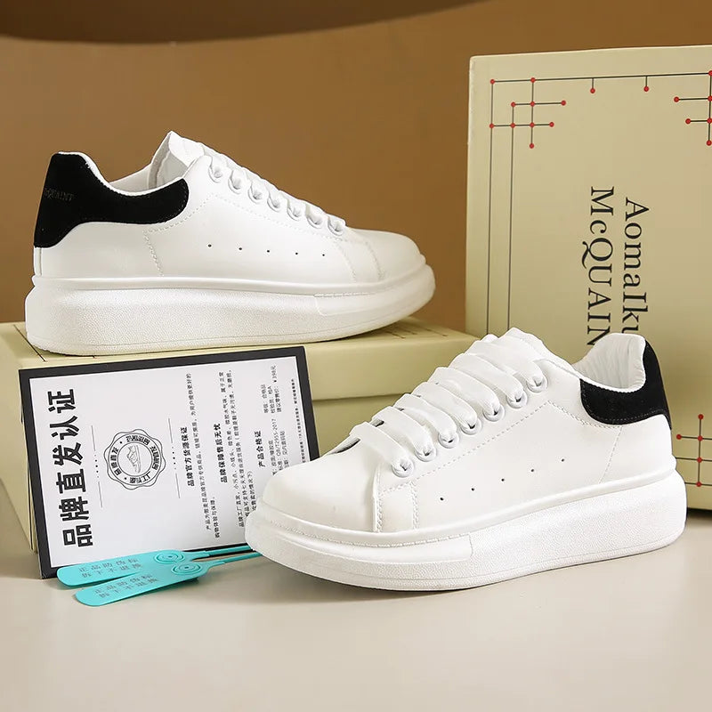 Wholesale Hot Selling Autumn White Sneakers Women Height Increasing Walking Style Casual Shoes Brand for Couple
