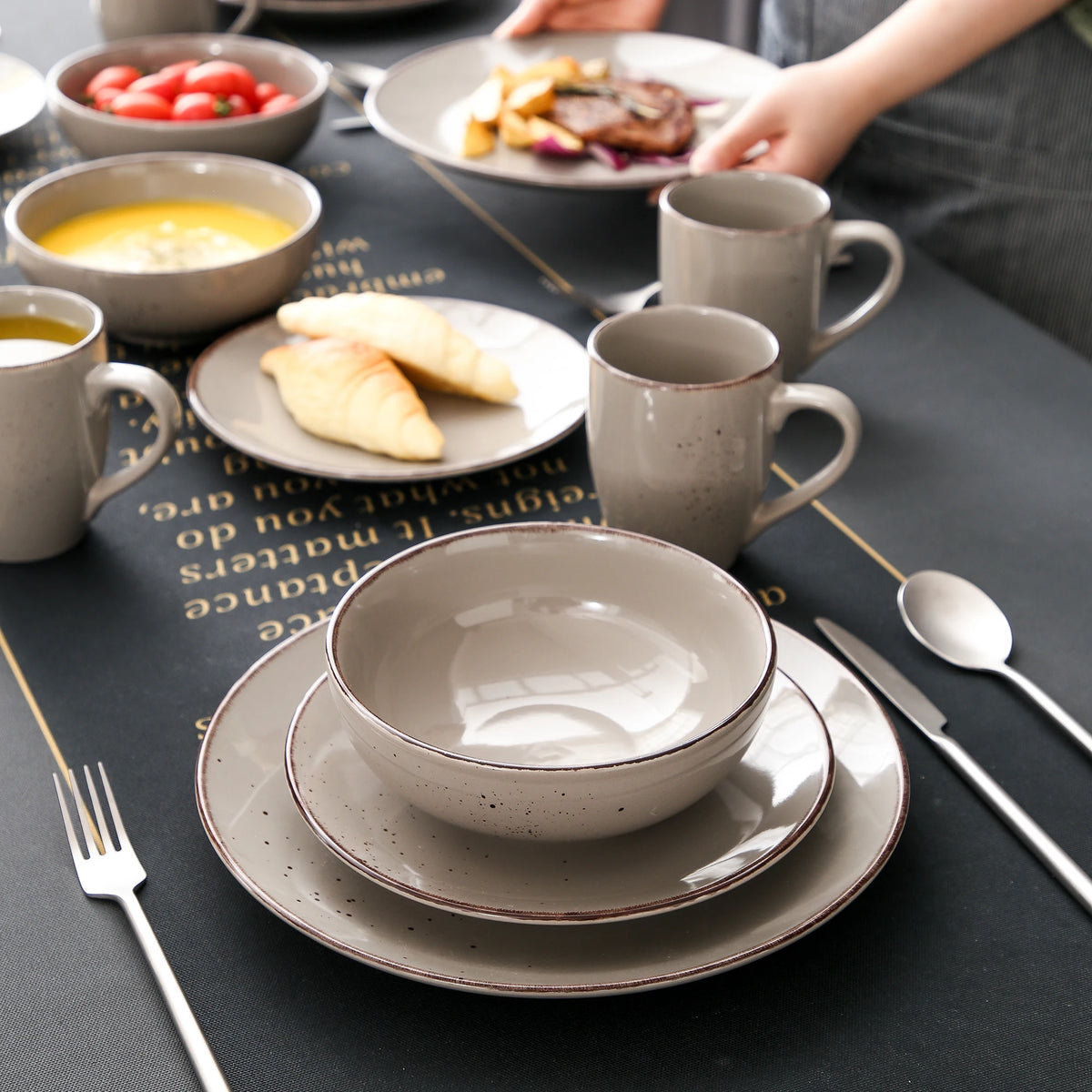 Vajilla de cerámica de gres, conjunto de taza, plato de cena, plato de postre y cuenco de 800 ml, modelo Vancasso VC-NAVIA-2-SLX123, color gris, desde 16, 32 y 48 piezas