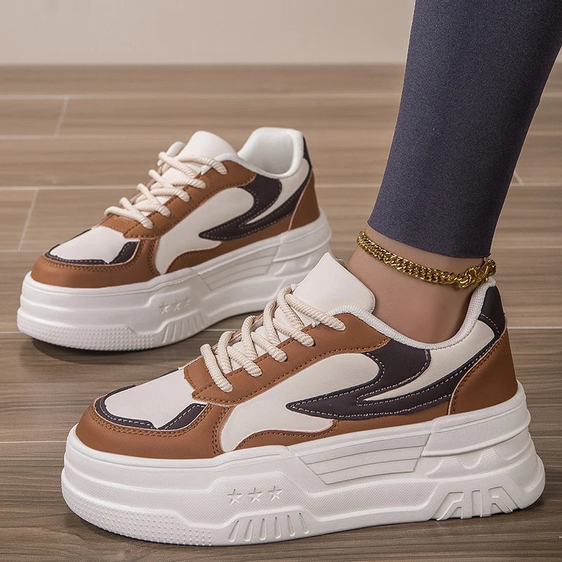 Women's Low-cut Retro Leather Lace up Custom Shoes Sport Running Shoes Ladies Sneakers Casual Shoes for Women