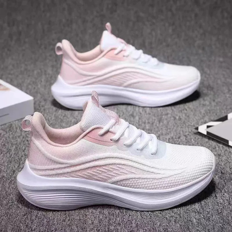 New Breathable Shoes Versatile Thick Soled Board Shoes, Spliced Sports and Leisure Running Shoes
