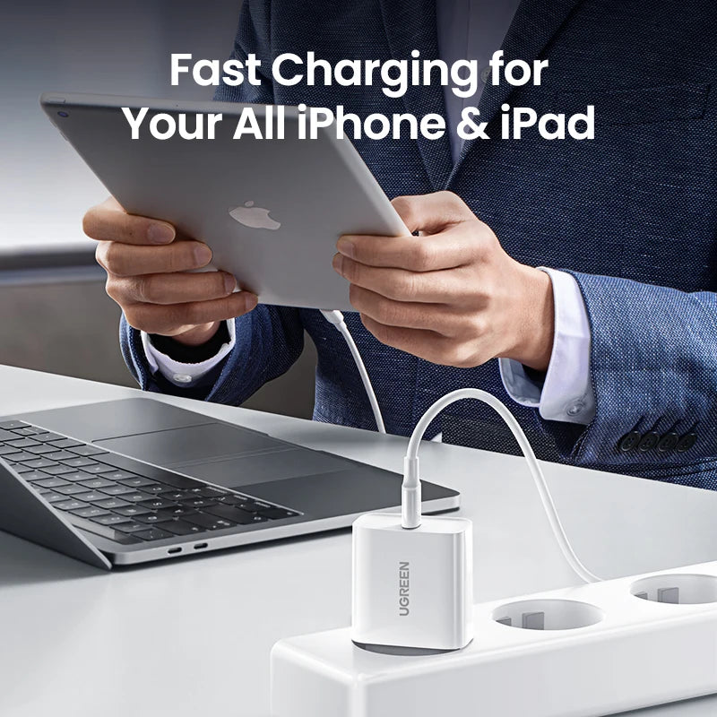 UGREEN Quick Charge 4,0 3,0 QC PD cargador 20W QC4.0 QC3.0 USB tipo C cargador rápido para iPhone 17 16 15 Pro Xiaomi teléfono PDCharger