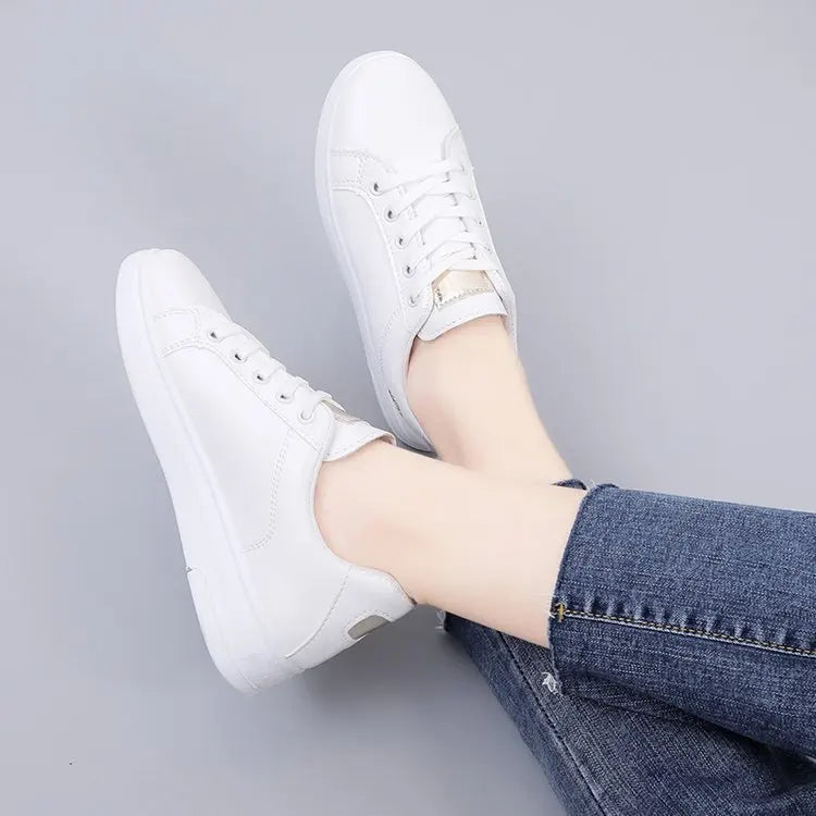 Women's Casual Board Chunky Sports Shoes New White Soft Features Fashionable Sneakers for Boys and Girls