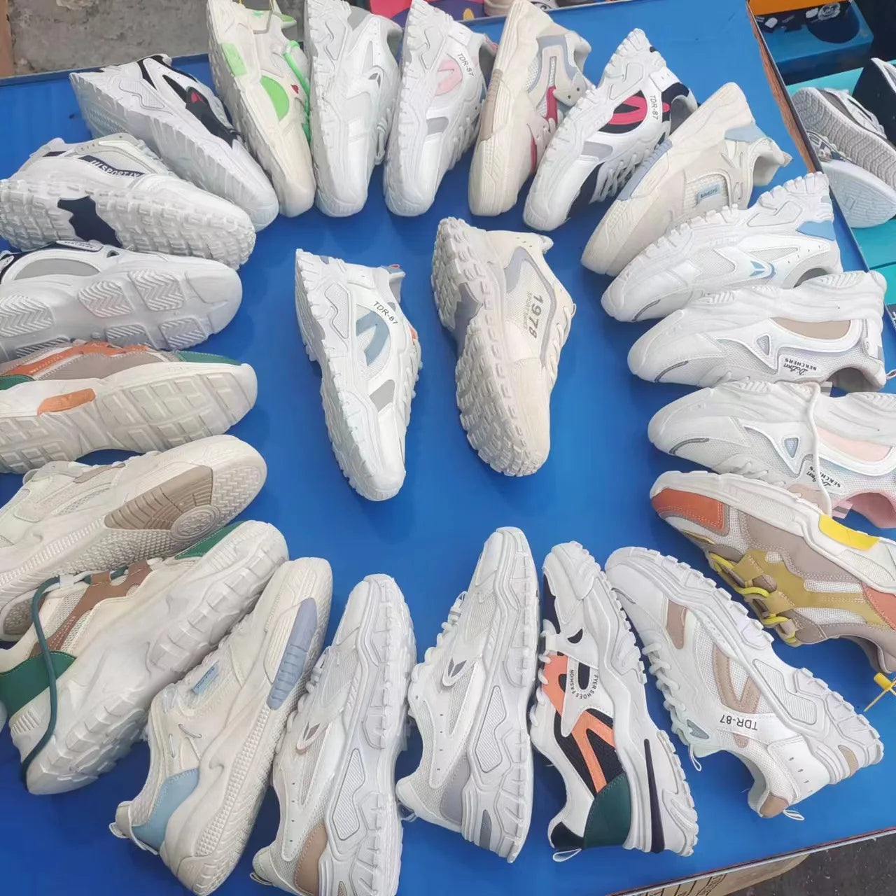 2026New Style Summer Synthetic Running Shoes Lace-up Lightweight Men's Non-slip Wear-resistant Fashionable All-match Sneakers