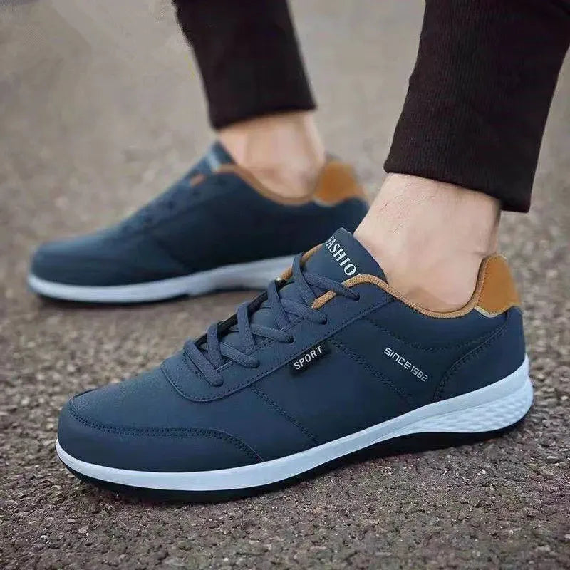 New Low-priced White Men's Sports Running Shoes, Walking Men's Casual Board Shoes