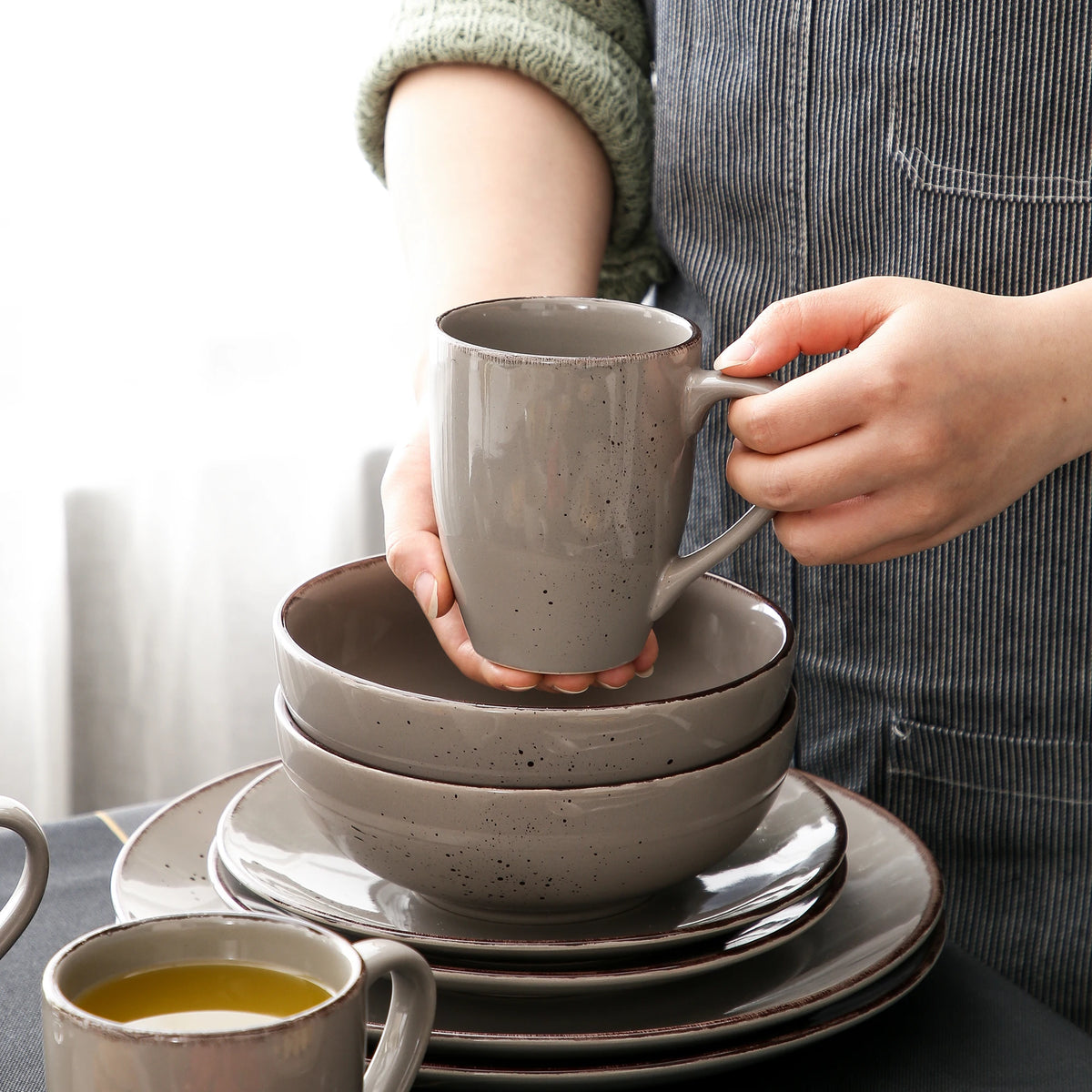 Vajilla de cerámica de gres, conjunto de taza, plato de cena, plato de postre y cuenco de 800 ml, modelo Vancasso VC-NAVIA-2-SLX123, color gris, desde 16, 32 y 48 piezas
