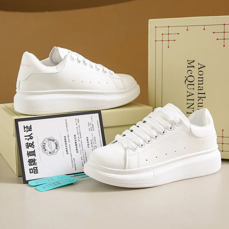 Wholesale Hot Selling Autumn White Sneakers Women Height Increasing Walking Style Casual Shoes Brand for Couple