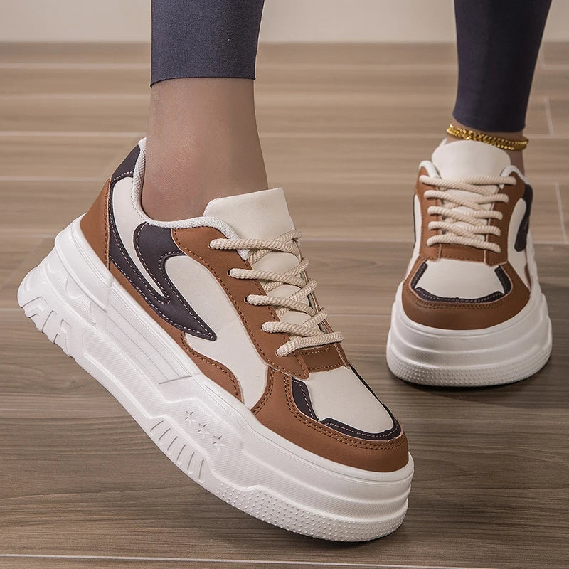 Women's Low-cut Retro Leather Lace up Custom Shoes Sport Running Shoes Ladies Sneakers Casual Shoes for Women