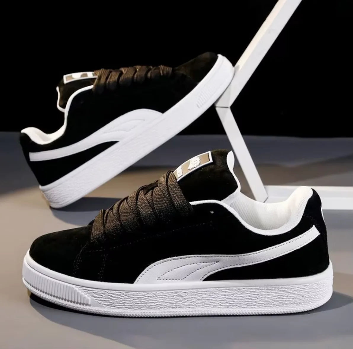 HOT SALE Couples Low Top Sneakers Retro Versatile Casual Shoes Comfortable Skateboard Shoes