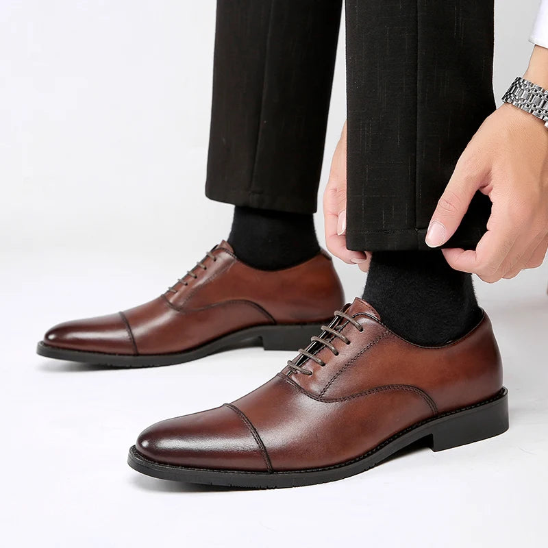 Trendy Men's Oxford Casual Dress Shoes Breathable Genuine Leather Pointed for Formal Party Office Career for Autumn Winter