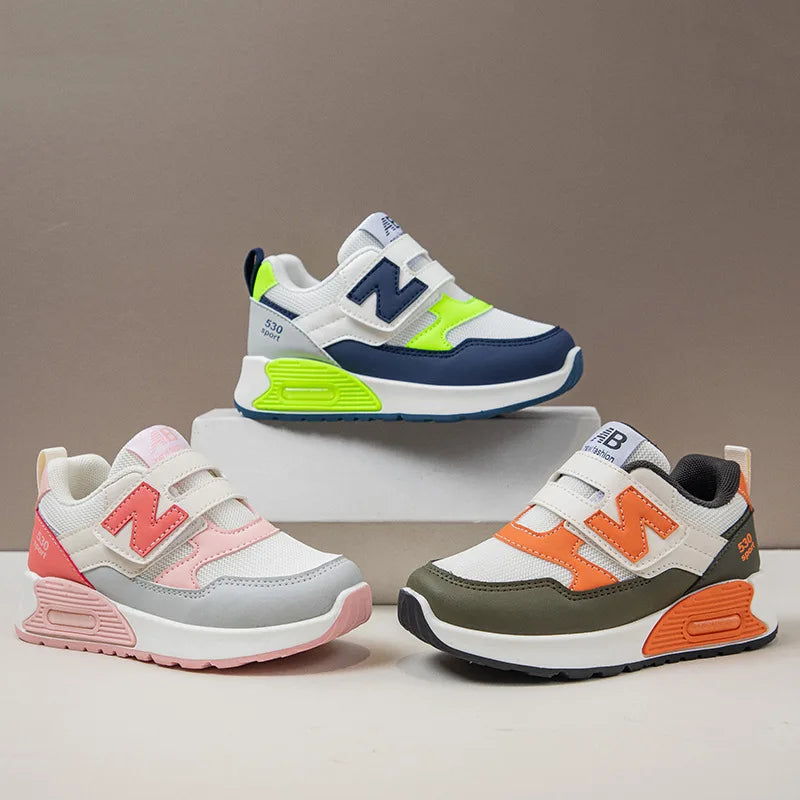 2025 Autumn New Boys and Girls Mesh Sneaker Soft Bottom Non-Slip Breathable Casual Shoes All-Match with Slip-On Closure