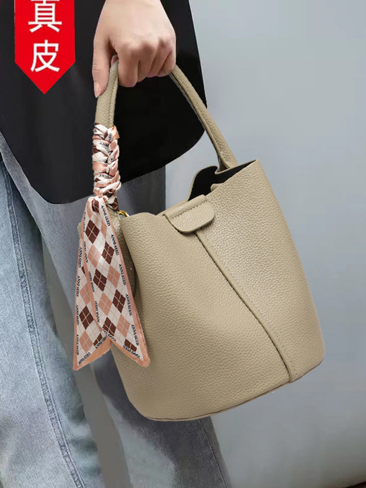 Hong Kong Counter Bag 2025 New Trendy Women's Bag Shoulder Crossbody Bag Summer High-End Genuine Leather Handbag Bucket Bag