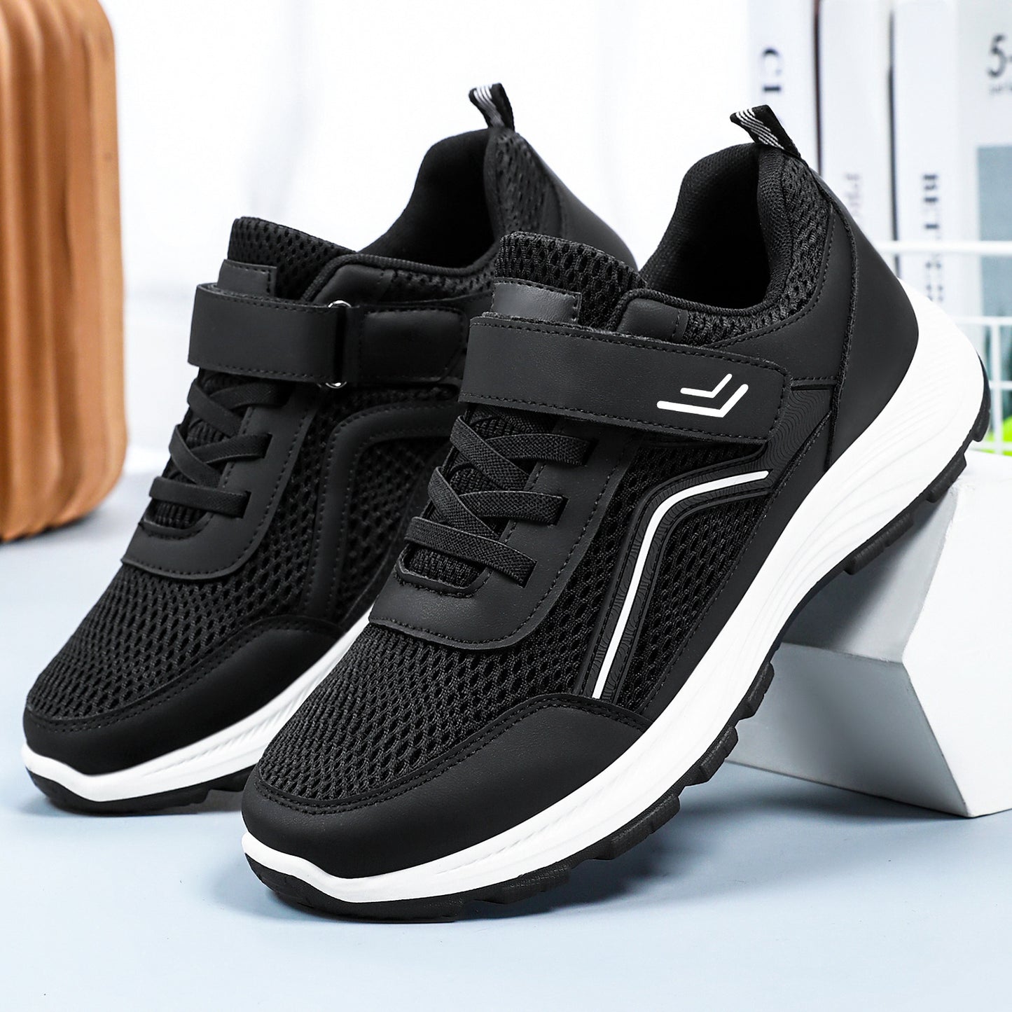 Men's Shoes 2026 Summer New Model Cross-Border Direct Shipping Versatile Sports Shoes Dad Shoes Soft Sole Korean Style Casual Hiking Shoes