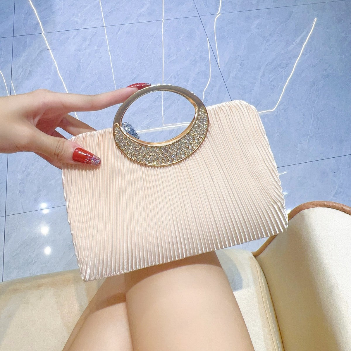 New Pleated Evening Bag Ring Handbag Rhinestone Banquet Hand Bag Gift Bag Party Bag Wedding Chain Bag