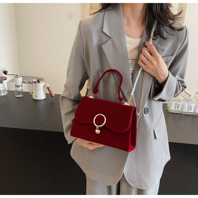 Red High-End Small Bag Women's Bag 2025 New Wedding Wedding Handbag Retro Chain Crossbody Bridal Bag