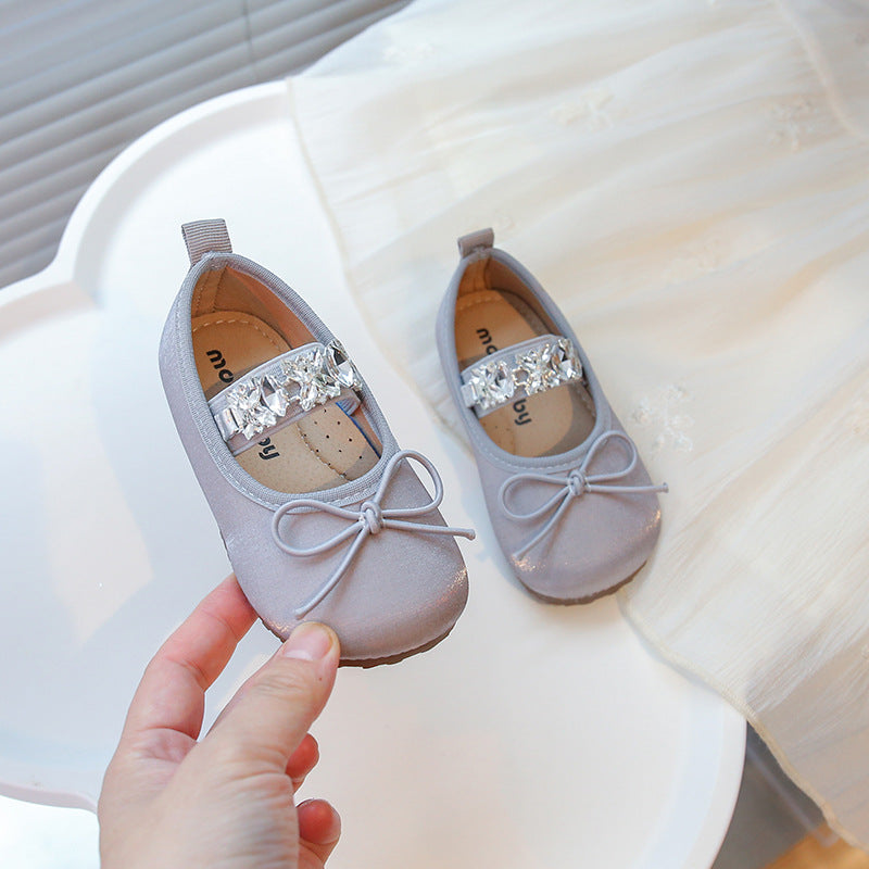 Girls Dance Shoes 2025 Spring and Summer New Large Rhinestone Shiny Princess Shoes Children Cute Bow Single Shoes