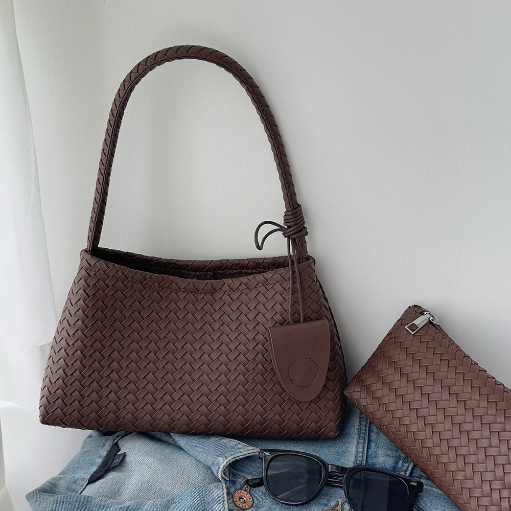 French-Style Handbag with a High-End Feel, Fashionable and Light Luxury Underarm Bag, Niche Retro Baguette Bag, Commuter Woven Bag