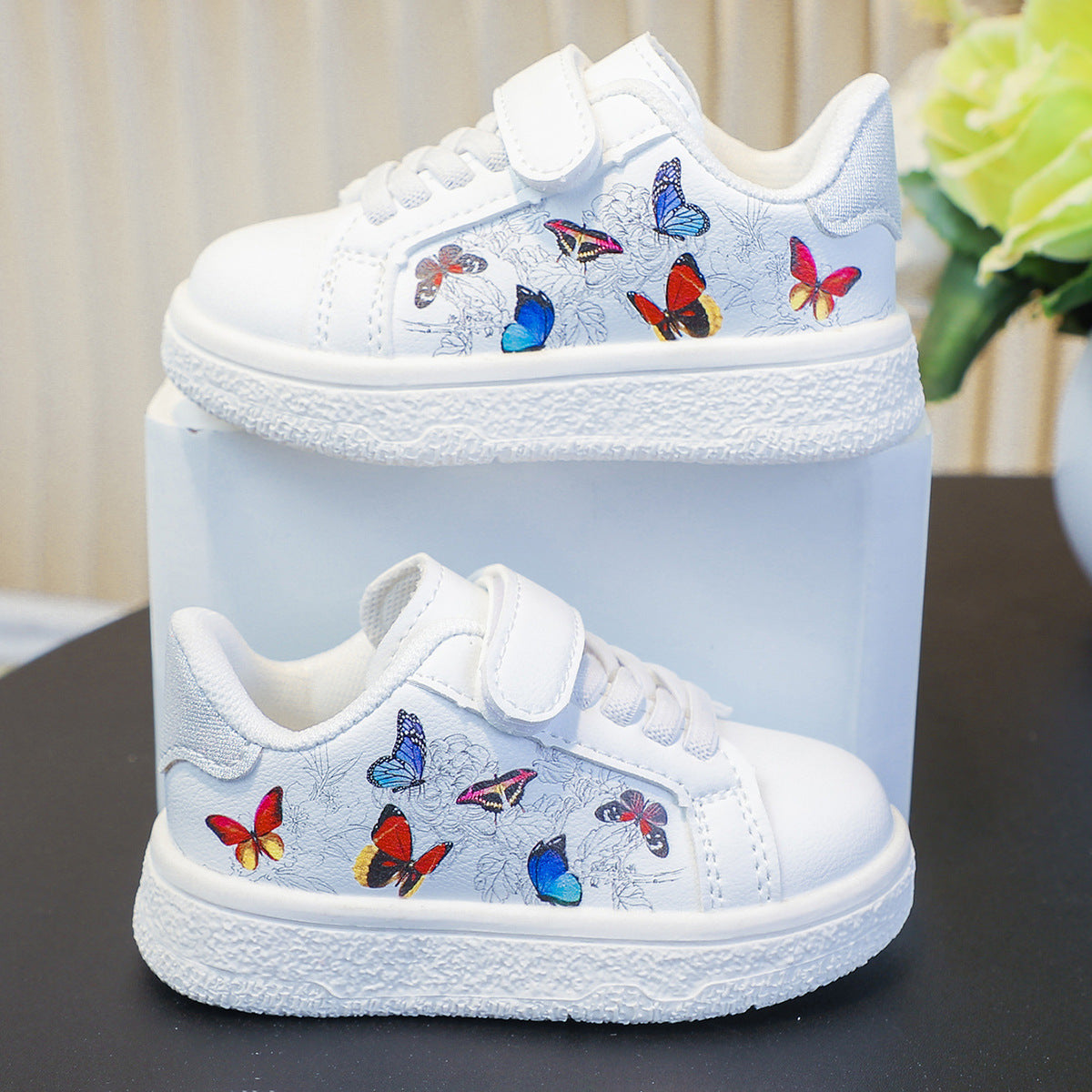 Children's Shoes Girls' Shoes 2025 New Spring and Autumn Children's Thick-Soled Bread Shoes Girls Cartoon Sports Shoes