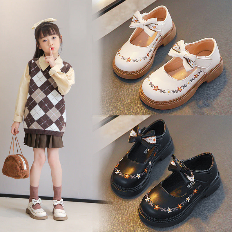 Girls' Leather Shoes, Cute Princess Shoes for Children, 2026 Spring and Autumn New Style, Embroidered Single Shoes for Girls, Performance Shoes