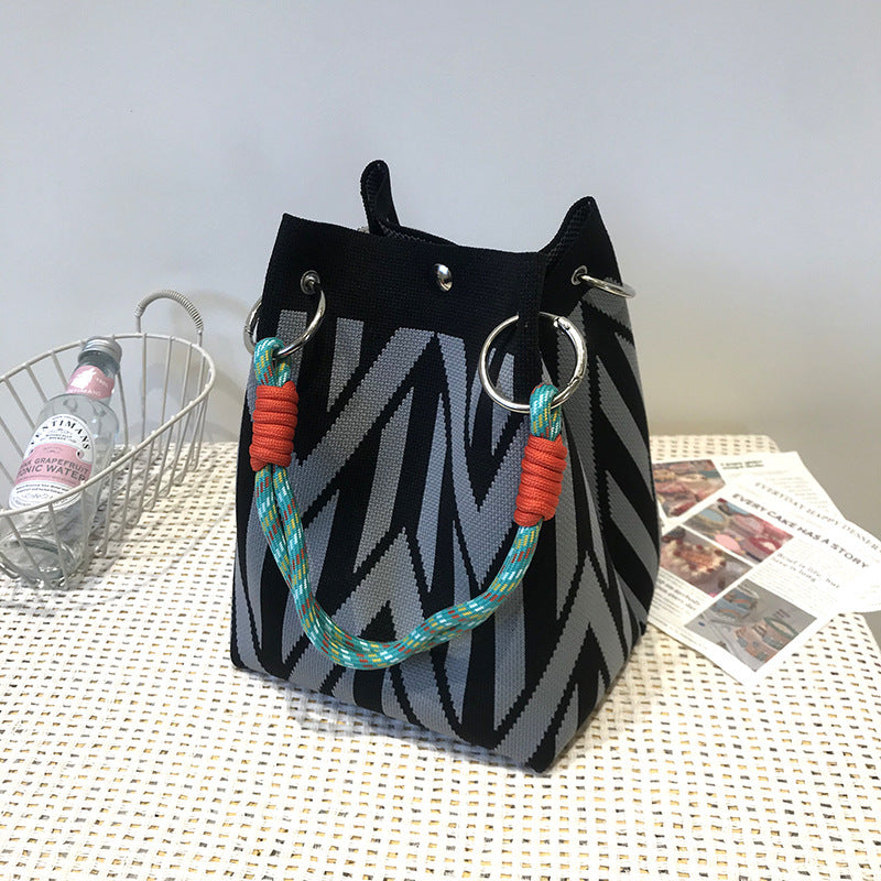Handbag Women's New Fashion Cute Cartoon Animal Large Capacity Portable Storage Bag Commuter Shoulder Bag Woven Bag