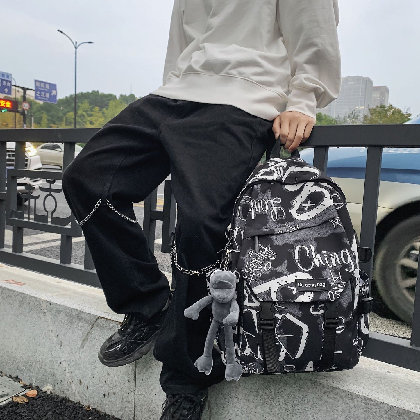 Trendy Brand Backpack Fashion Trendy Cool Large Capacity Graffiti Backpack Men's and Women's Casual College Student Schoolbag Male Junior High School Students