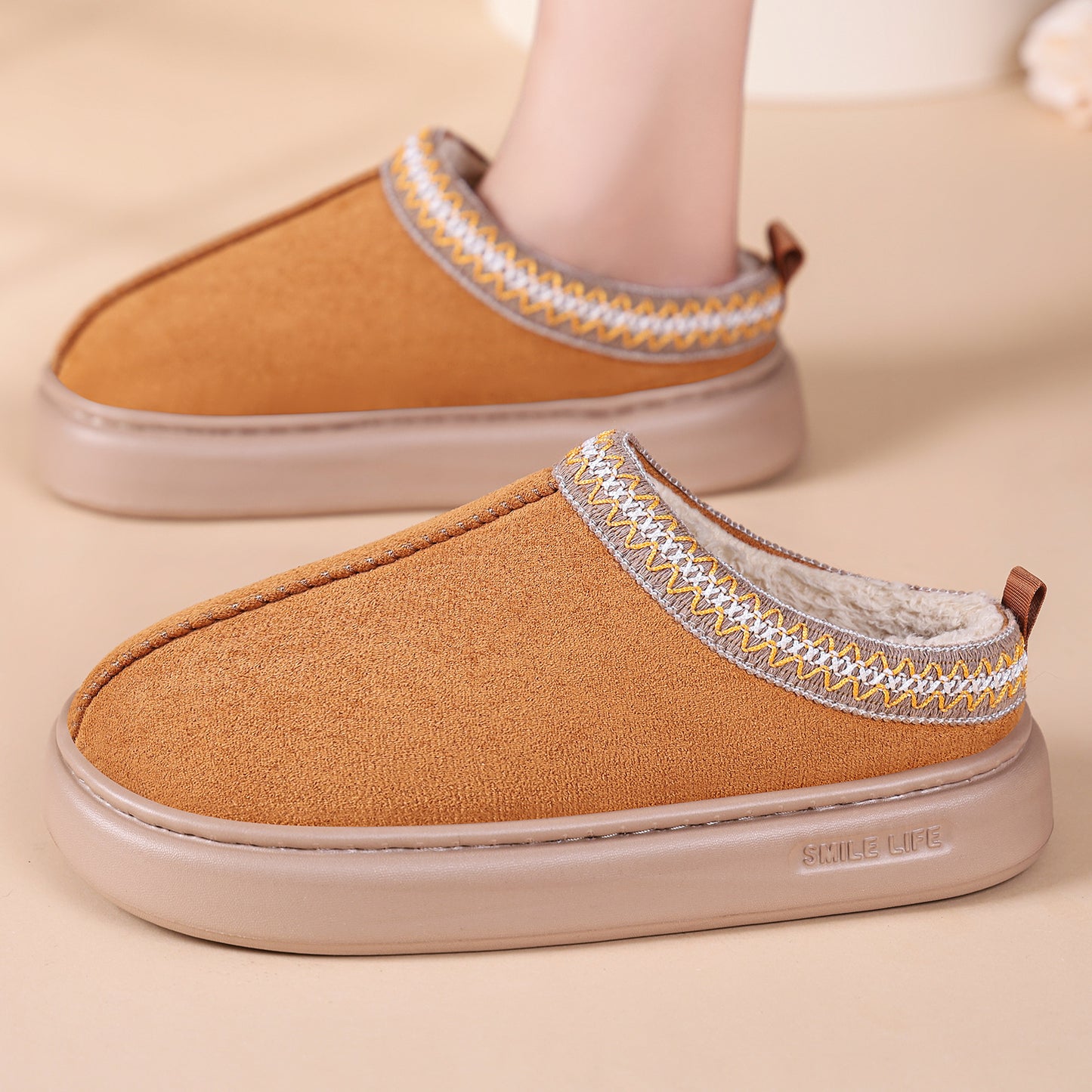 Winter Women's Home Cotton Shoes with Extra Fleece and Thickened Large Size Cotton Slippers That Can Be Worn Outside, Cross-Border Wholesale, Cold-Proof and Warm Cotton Shoes