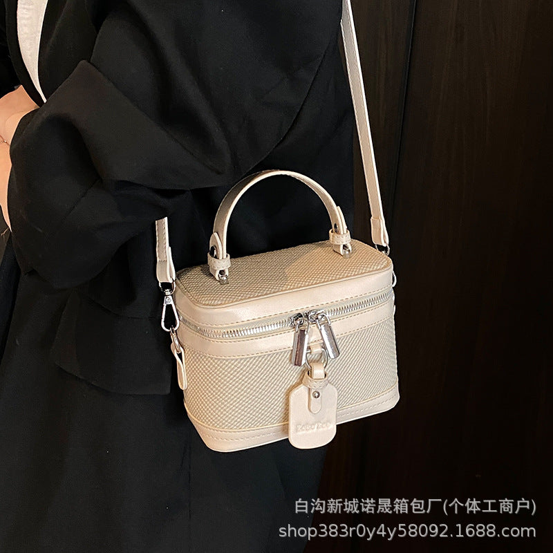 Manufacturer Wholesale Elegant Small Handbag for Women 2025 New Trendy Fashion Small Square Bag High Quality Texture Crossbody Small Bag