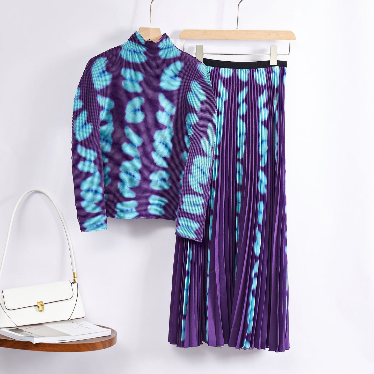 Half-high Collar Printed Base Shirt Autumn Cross-border European Shirt Two-piece Set Slimming Pleated Skirt Fashion suit