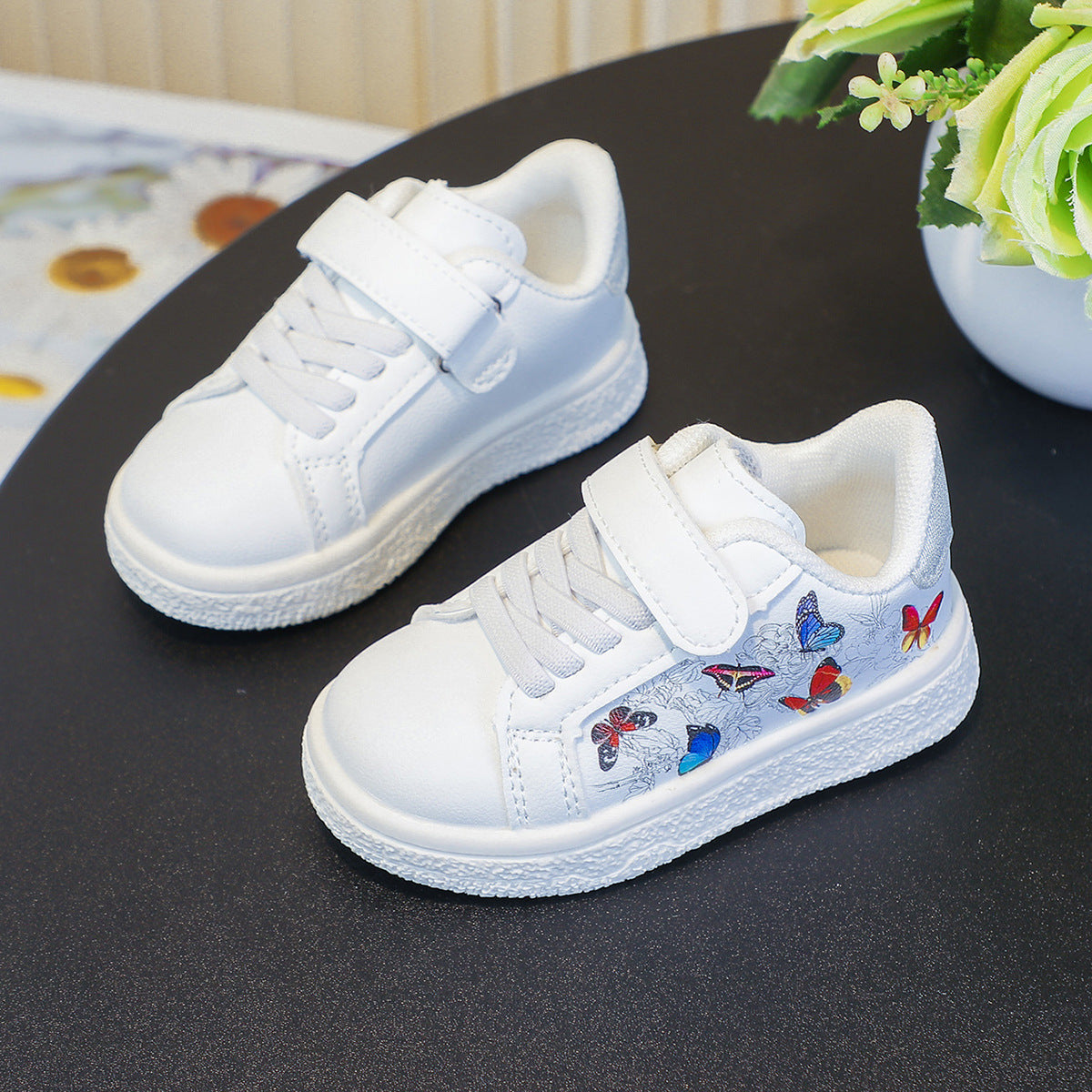 Children's Shoes Girls' Shoes 2025 New Spring and Autumn Children's Thick-Soled Bread Shoes Girls Cartoon Sports Shoes