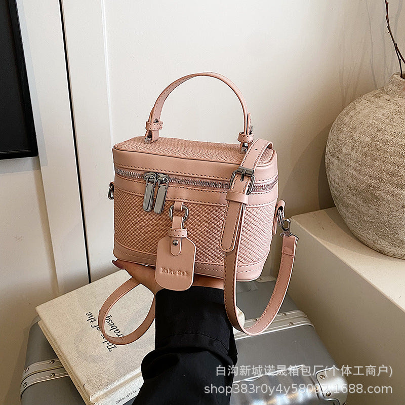 Manufacturer Wholesale Elegant Small Handbag for Women 2025 New Trendy Fashion Small Square Bag High Quality Texture Crossbody Small Bag