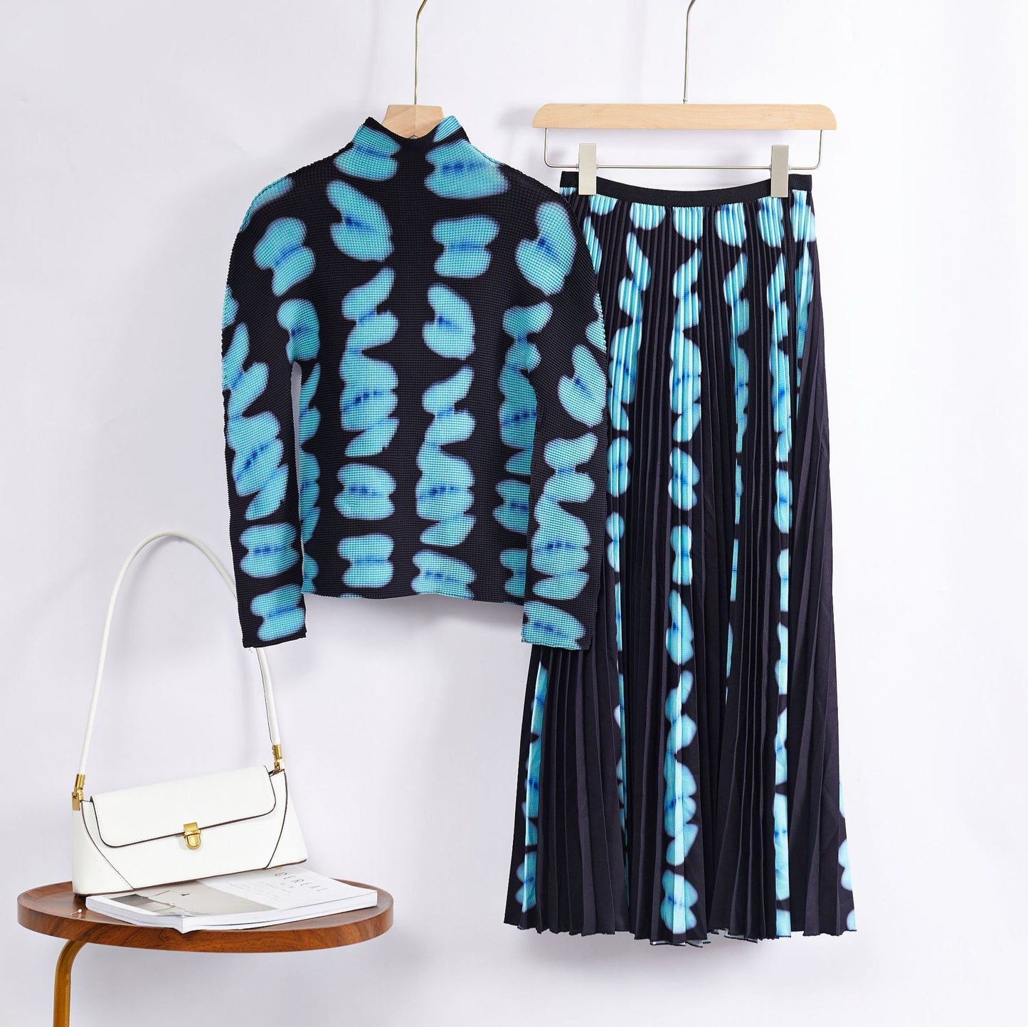 Half-high Collar Printed Base Shirt Autumn Cross-border European Shirt Two-piece Set Slimming Pleated Skirt Fashion suit