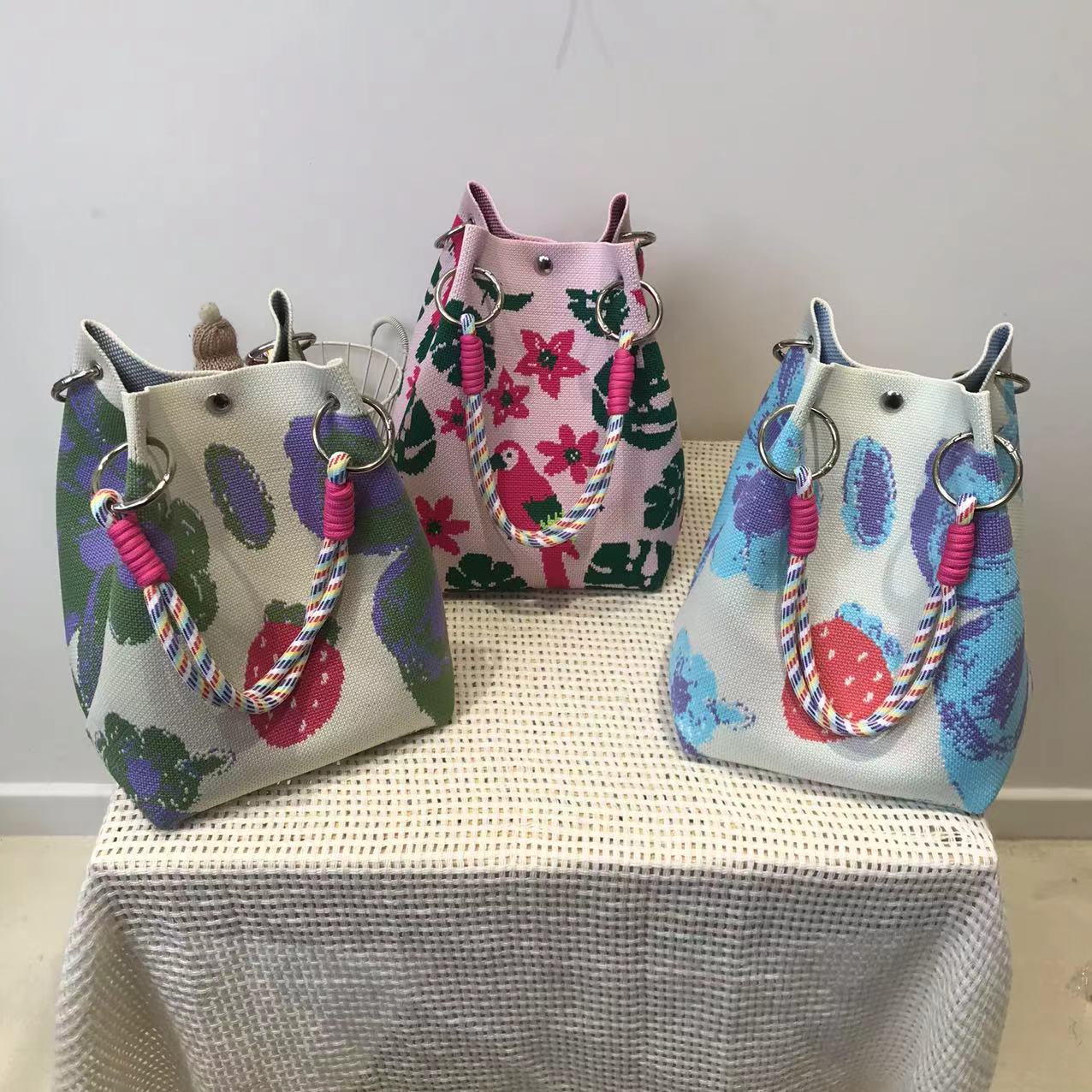 Handbag Women's New Fashion Cute Cartoon Animal Large Capacity Portable Storage Bag Commuter Shoulder Bag Woven Bag
